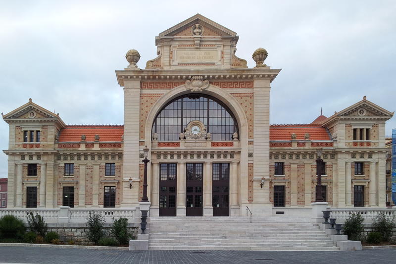 Grand vide grenier de la gare du sud